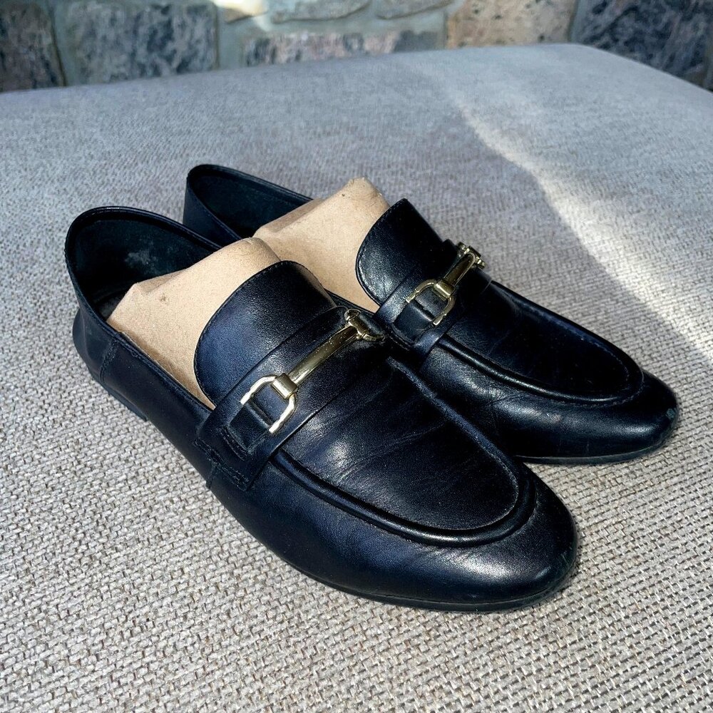 Steve Madden Women's Black Loafers with Gold Buckle Detail (size 6.5)